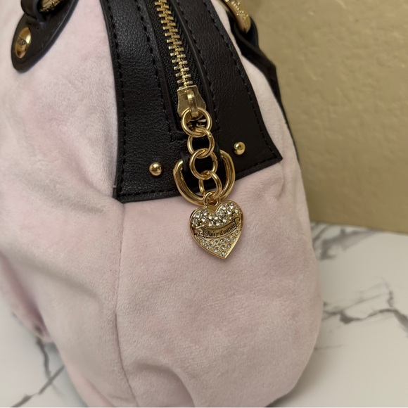 NWT Juicy Couture Pink and Black Velvet Women's Handbag - Picture 4 of 7